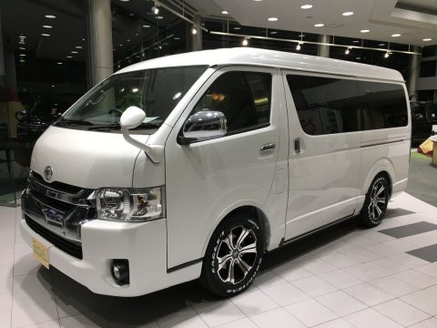 新車ハイエースW　GL　4WD　TSS-P有り